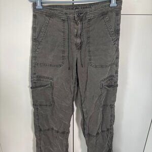 American Eagle Grey Stretchy Tie Waist Lightweight Cargo Pants Size 4